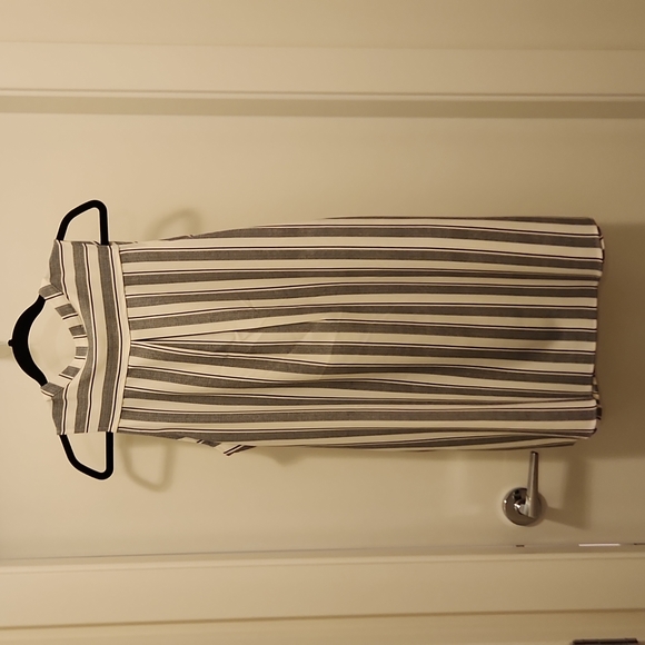 Lush black and white/cream stripped dress - Picture 3 of 4